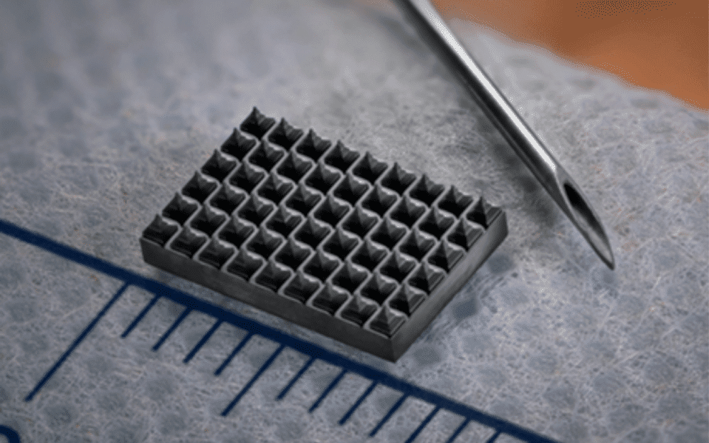 Tray of 400 micro needles for skin cells collection, printed in just 15 hours