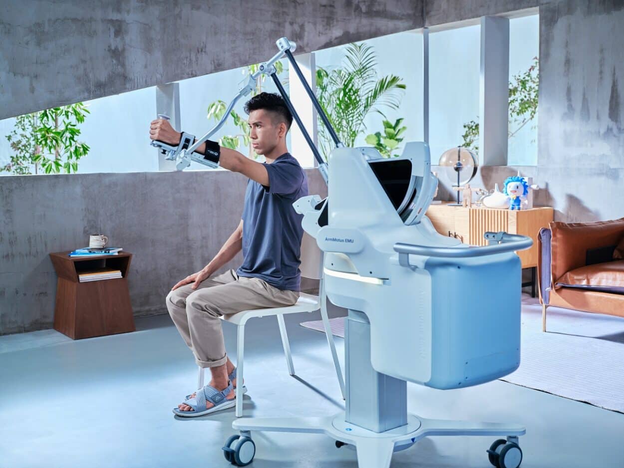 A State-of-the Art 3D Upper Limb Cable-Driven Rehabilitation Robot 