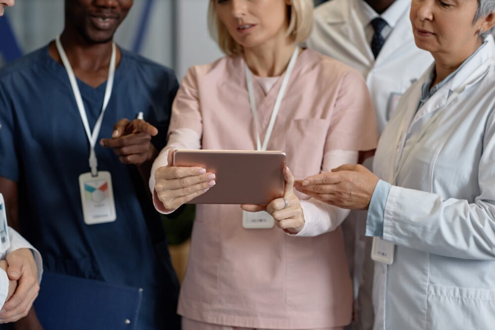 But Patel warns that not all environments offer seamless connectivity, which is why a hybrid approach—combining IoT, RFID, and smart sensors—is necessary. Image via Envago.