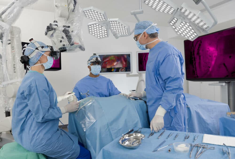 A New Level of 3D Fluorescence Information for Real-Time Neurosurgical Decisions