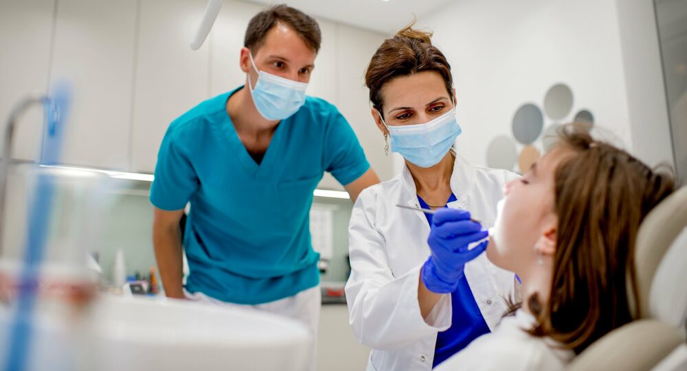 Dental Strategies and AI Tools to Detect Oral Abnormalities 